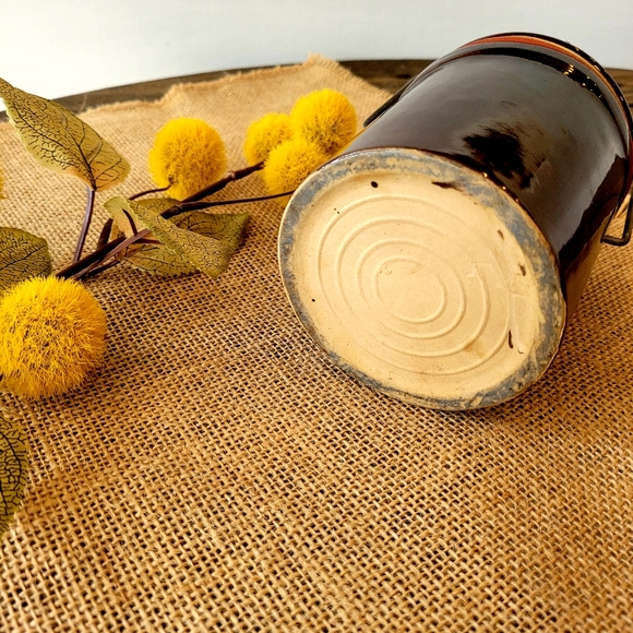 Vintage Cottagecore Crock - dark brown cheese / bean crock - Picture 4 of 4